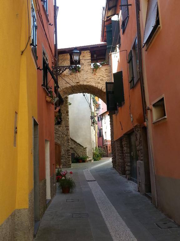 La Luna Nel Borgo Brugnato Buitenkant foto